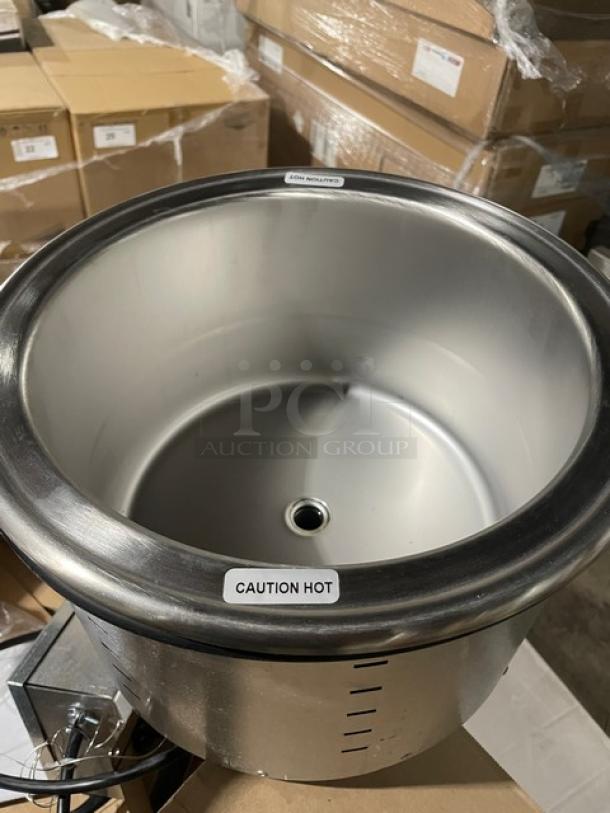Brand new Vollrath 11 Qt. stainless steel soup well, model 364510, with thermostatic control. "Caution Hot" label visible.