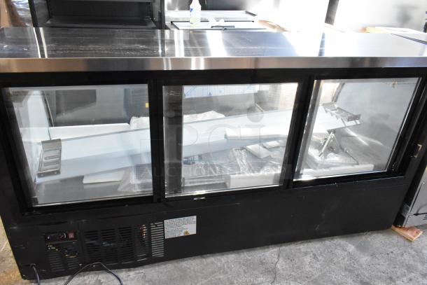 Brand new Avantco 178DLC82HCS 82" black curved glass refrigerated deli case, 115V, 1 phase, minor scratches.
