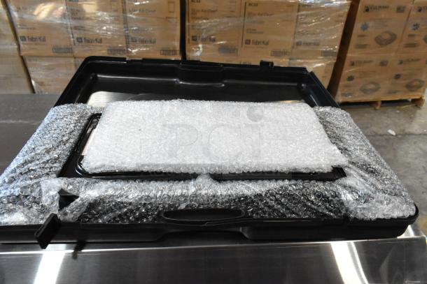 AvaTek 334PCS40 2-burner butane range in black case, wrapped in bubble wrap, new condition, 16,000 BTU.