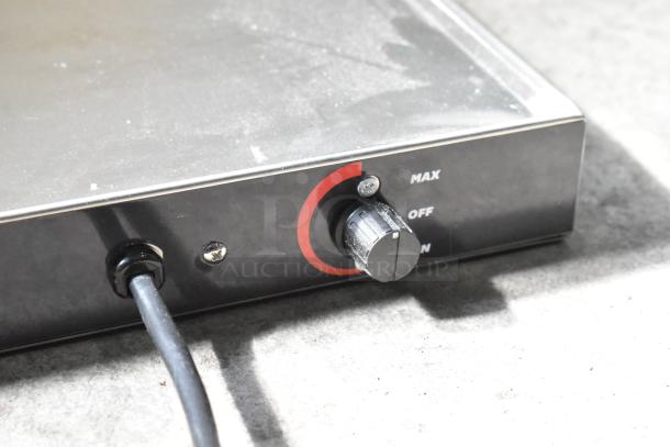 BRAND NEW 2025 ServIt 423HSW2024 24" Stainless Steel Heated Shelf Warmer, 120V, 1 Phase, featuring control knob.