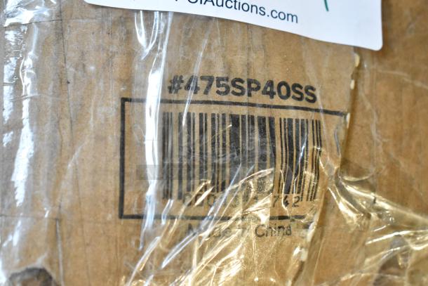BRAND NEW SCRATCH AND DENT Lavex 475SP40SS barcode and label detail on cardboard packaging.
