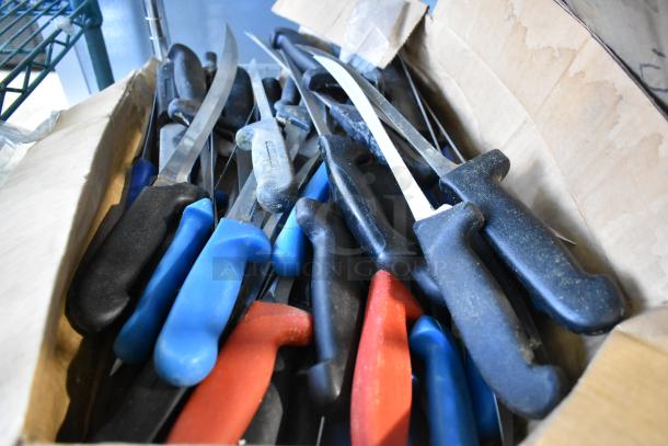 Box of 40 sharpened stainless steel knives, including fillet knife, with colorful handles. Used condition.