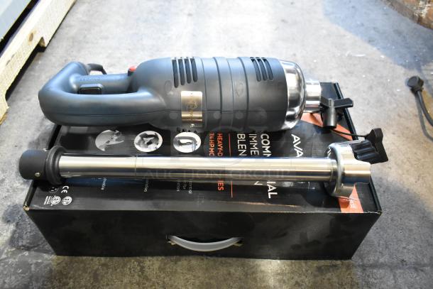 BRAND NEW AvaMix 928IBHD18 18" Heavy-Duty Variable Speed Immersion Blender, 1 1/4 hp, tested and working.