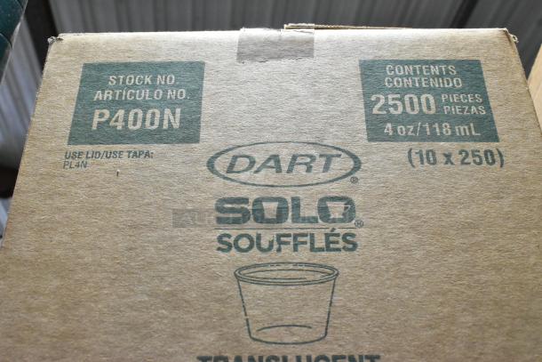 Box of Dart P400N portion cups, labeled for 2500 pieces, 4 oz each. Visible Dart Solo branding and specifications.
