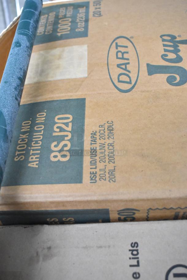 Metro lot with Dart P400N portion cups, plastic 9" lids, Companions PET lids, and 9" uncoated paper plates.