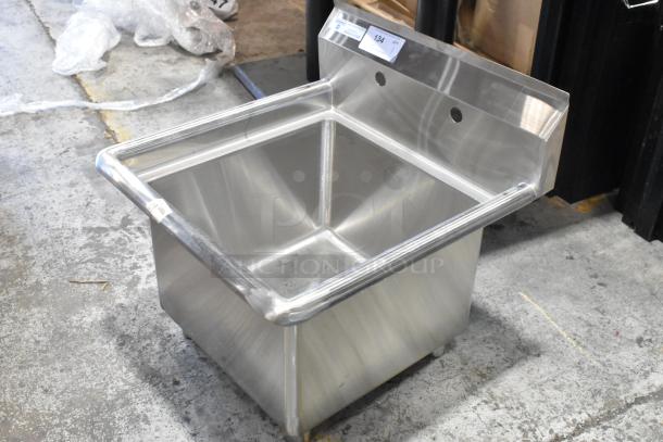 BRAND NEW SCRATCH AND DENT Steelton 522CS11818N stainless steel single bay sink; no legs. Industrial use.