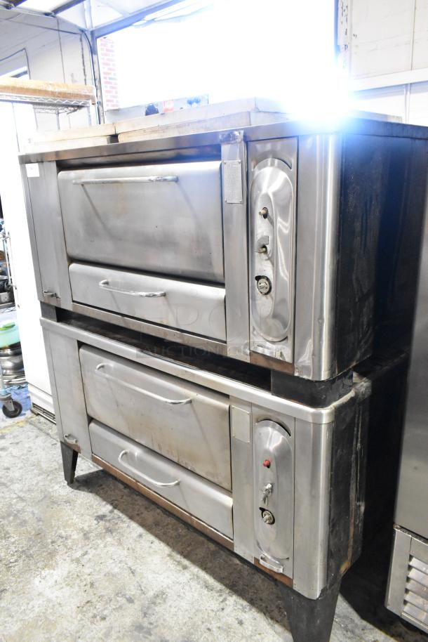 Blodgett 1000-S stainless steel, natural gas, single deck pizza ovens with pizza stones. 60,000 BTU. Visible wear.