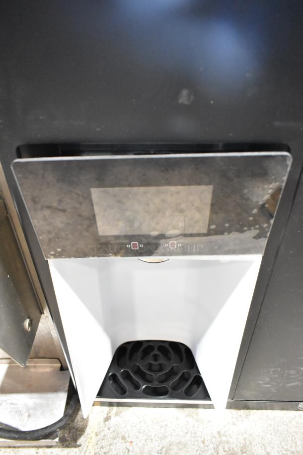 BRAND NEW 2025 Follett 15CI112A-IW-CL-ST-00 Champion Series countertop ice maker, 15 lb. bin, scratch and dent condition.