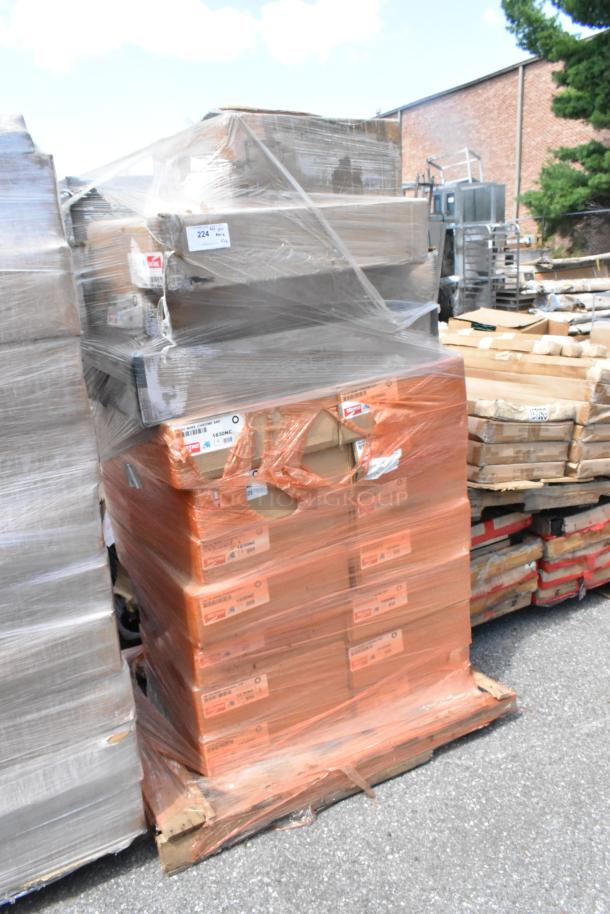 22 brand new scratch and dent items on pallets, including Metro CC8197A, Metro 1830NC shelf, and 1236BK black wire shelves.