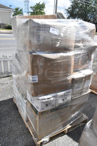 Pallet with 30 brand new scratch and dent items wrapped in plastic. Includes napkins, cup carriers, deli containers, and cups.