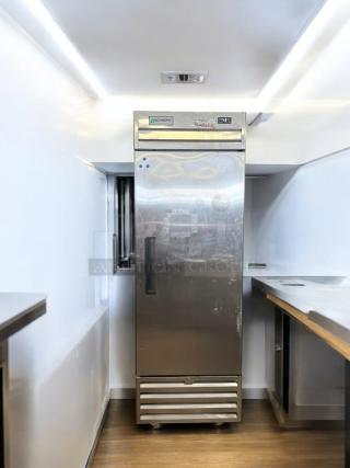 Excellent Condition – Economy Series EF1A-FS – Single Door Commercial Freezer – 115V – Fully Tested & Working! - Item #1204725