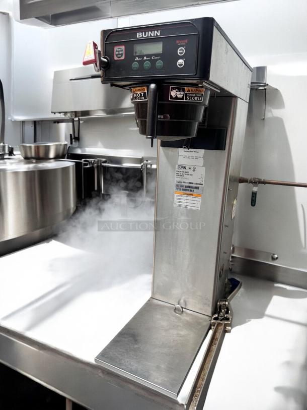 Bunn ITCB-DV-29 Automatic Coffee & Tea Brewer in excellent condition, stainless steel, 120/208-240V, fully tested.