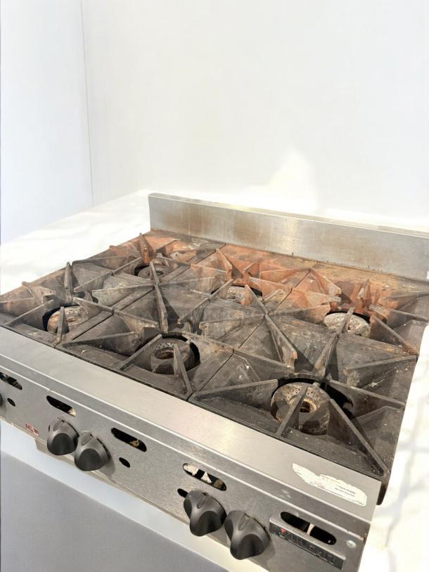 Vulcan VHP636-1 6-burner gas hot plate in excellent condition, natural gas, 120V ignition, fully tested and working.