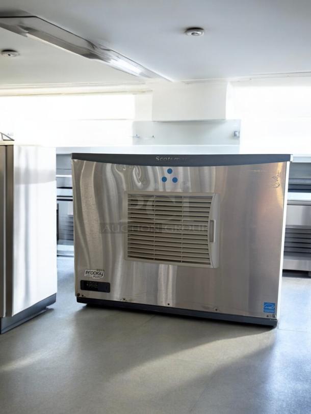 Scotsman C0530SA-1D Prodigy ice maker, air-cooled, excellent condition, fully tested, stainless steel finish.