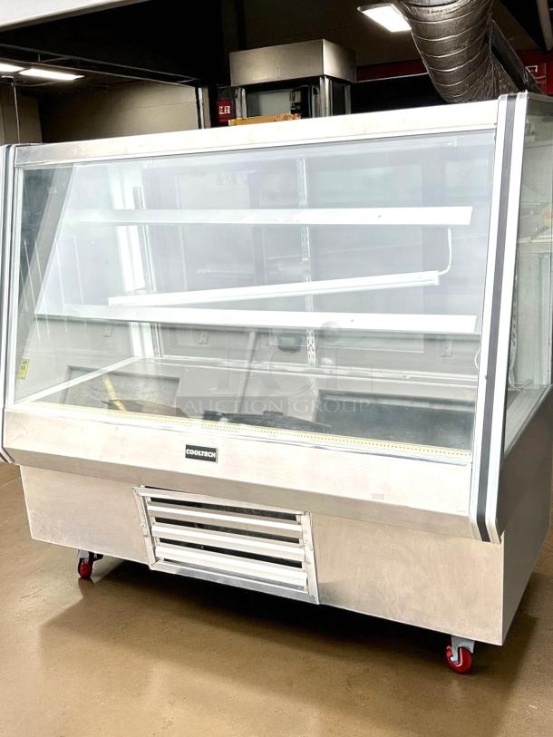 COOLTECH CTR-60HB bakery pastry display case, 60", 115v, fully tested. Clean glass, metal frame, casters, and COOLTECH branding.