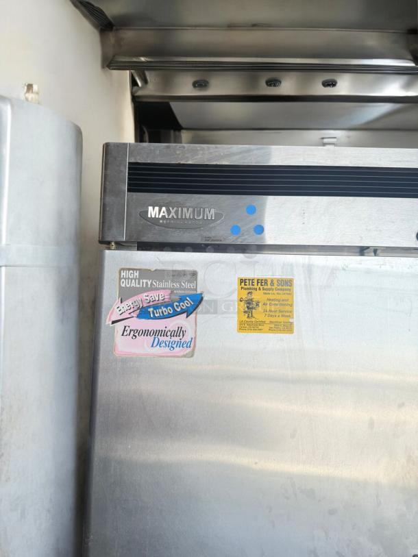 Turbo Air MSR-49NM double door fridge in excellent condition. Stainless steel, energy-saving features, fully tested.