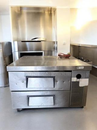 Randell 2-Drawer Refrigerated Chef Base in excellent condition, 115V, fully tested and working, stainless steel finish.