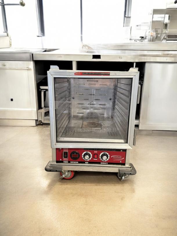 Winholt NHPL-1836 mobile heated proofing cabinet, 120V, excellent condition, fully tested, red controls, transparent door.