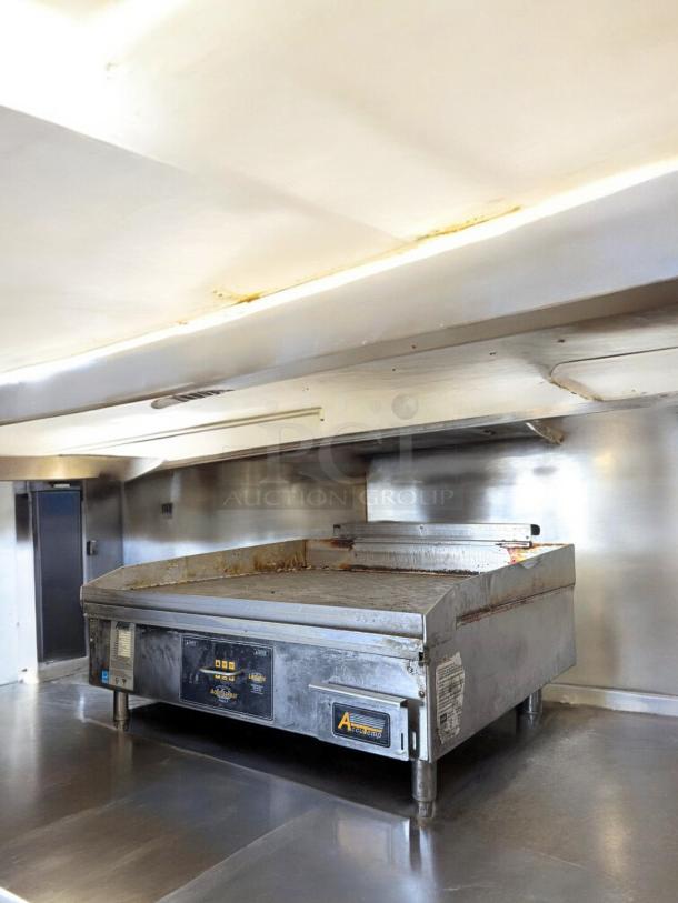 AccuTemp GGF1201A3650 36" natural gas griddle, excellent condition, 120V ignition, fully tested and working, stainless steel surface.