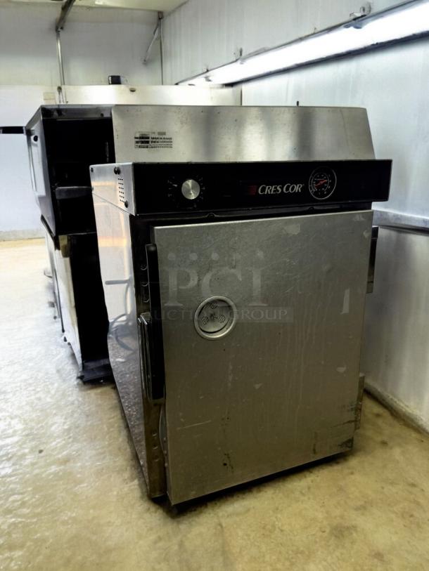 Cres Cor H-339-12-135C Hot Holding Cabinet, excellent condition, stainless steel, 120V, temperature gauge, fully tested.