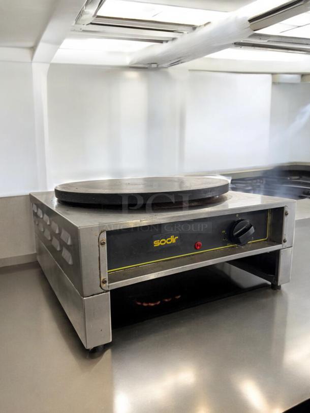 Equipex 400E Sodir Electric Crepe Maker, excellent condition, 220V, fully tested, visible control knob, stainless steel finish.