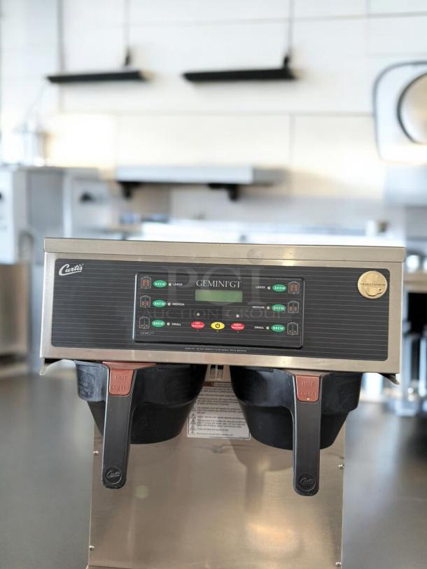 Curtis GEMTS10A1000 Gemini Twin Coffee Brewer, excellent condition, 220V, fully tested, dual brew options, intuitive controls.