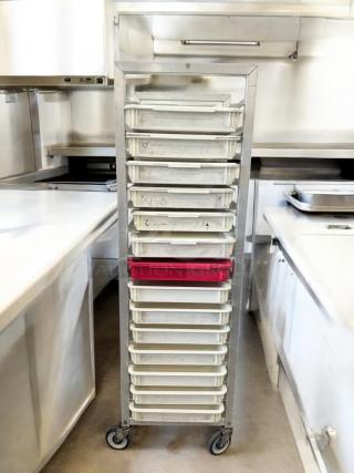 Excellent Condition – Commercial Dough Proofing Rack w/ Trays – Aluminum – Fully Tested & Working! - Item #1204686