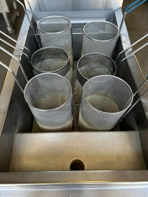 Imperial IPC-14 12 Gallon Stainless Steel Gas Pasta Cooker, excellent condition, fully tested, with six mesh baskets.