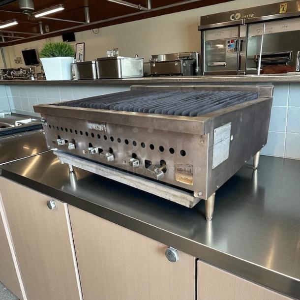 Vulcan 36" gas countertop charbroiler in excellent condition, natural gas, five controls, fully tested and working.