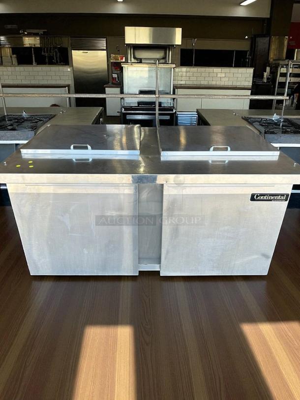 Continental SW60-24M commercial refrigerator freezer, dual lid, stainless steel, tested, working, excellent condition.