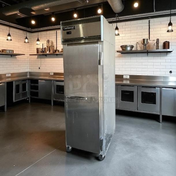 Continental Refrigerator 1FN, 26" reach-in freezer, right-hinged solid door, stainless steel, tested working condition.