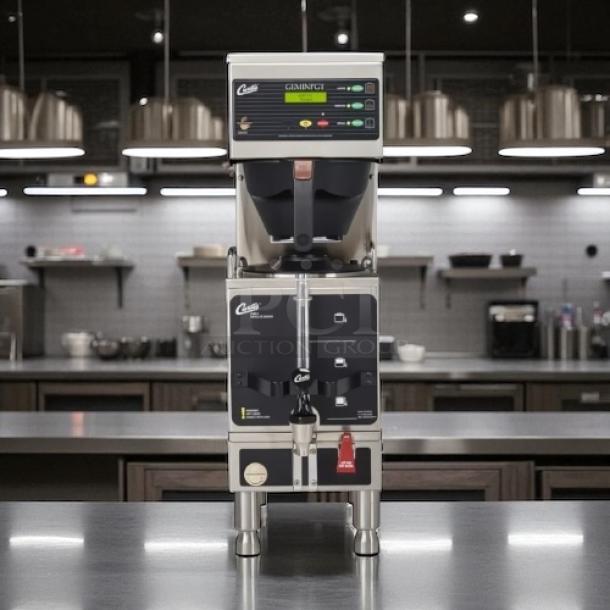 Curtis GEMSS63A1000 G3 Gemini 1.5 Gallon Coffee Brewer in great condition; fully tested and working, 120/220V.
