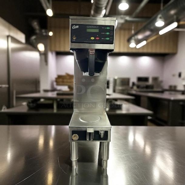 Curtis GEMSS63A1000 G3 Gemini Single 1.5 Gallon Coffee Brewer, stainless steel, fully tested, working, 120/220V, excellent condition.