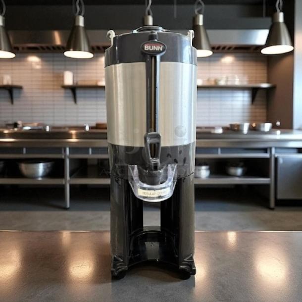 Bunn TF DSG2 digital beverage server, 1.5 gallon, with stand in sleek metal and black finish. Excellent condition, fully tested.