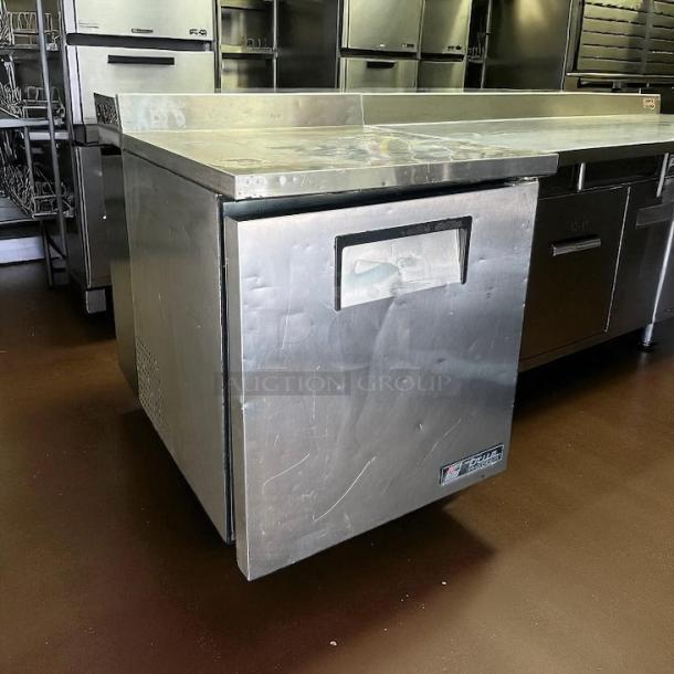 True TWT-27F-HC worktop freezer, excellent condition, 28" W, right hinge door, stainless steel, fully tested, 115v.