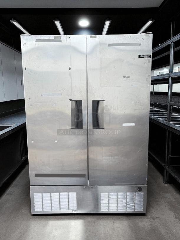Delfield VRR2-S 2-door refrigerator with bottom mount compressor, 115v. Stainless steel, great condition, fully tested.