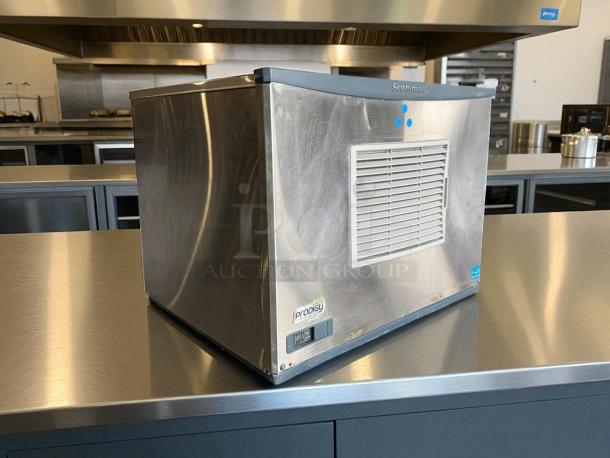 Scotsman C0530SA-1 Prodigy Plus ice machine, 500lb capacity, stainless steel, air-cooled, fully tested, excellent condition.