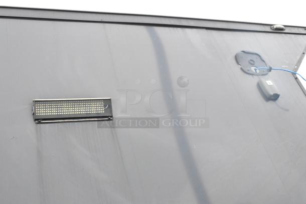 2020 Southern Dimensions Group Trailer close-up, showing exterior fixture details. GVWR 6,350 KG/14,000 LB. Clear title.