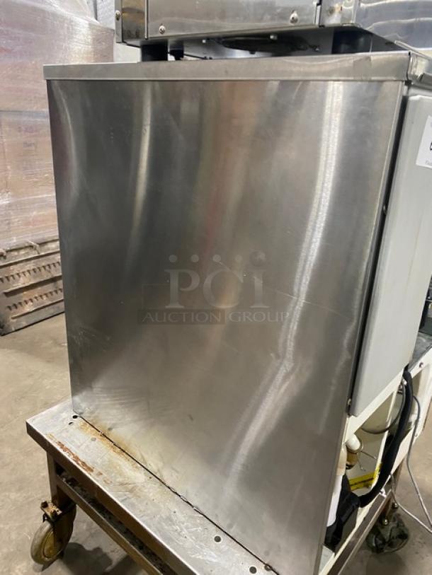Hoshizaki KM-515MAH stainless steel ice maker, air-cooled, electric, Energy Star certified, 115V, commercial use.