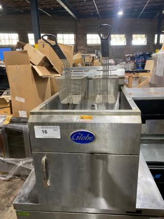 Globe GF30G countertop deep fat fryer, stainless steel, natural gas, with back splash, basket hanger, and fry baskets, 2021 model.