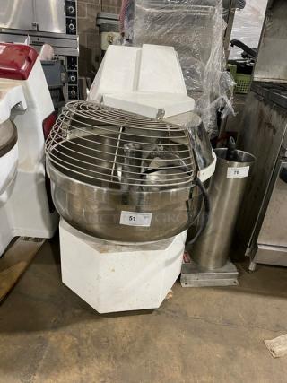 Mecnosud! 2017! Late Model! Commercial Electric Powered Heavy Duty Free-Standing Fork Dough-Kneading Mixer! With Stainless Steel Bowl Guard & Mixing Bowl! With Spiral Fork Attachment! Model: FC60DUS SN: FC60DUS-161! 208-220V 3 Phase! - Item #1205072
