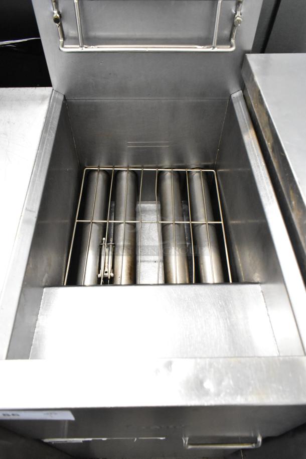 2016 Dean SR152GN stainless steel gas deep fat fryer, 120,000 BTU, on casters. Interior view, commercial design.