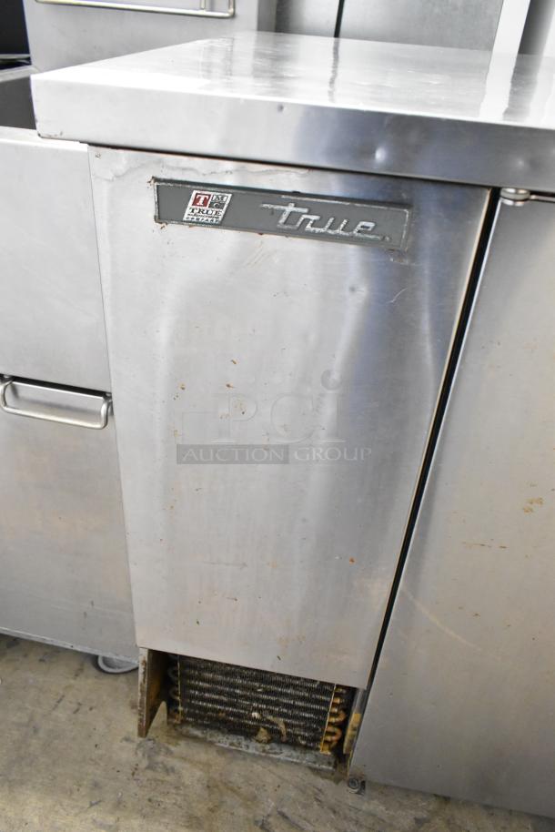 2016 True TBB-3-S stainless steel commercial 2-door back bar cooler. Features True branding. 115 volts, 1 phase. Used condition.