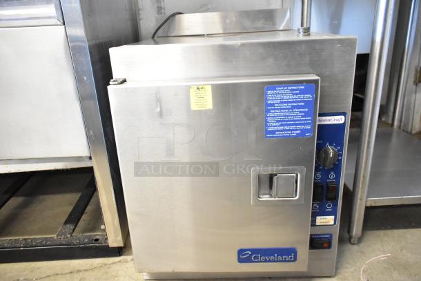 Cleveland 21CGA5 SteamCraft stainless steel commercial steam cabinet, natural gas-powered, 70,000 BTU, single deck.