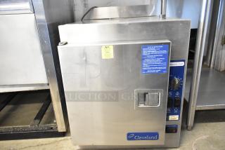 Cleveland 21CGA5 SteamCraft stainless steel commercial steam cabinet, natural gas-powered, 70,000 BTU, single deck.