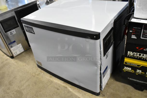 Brand new Avantco 194MCH430A stainless steel ice machine, 400 lb capacity, minor scratches, 115V, 1 Phase.