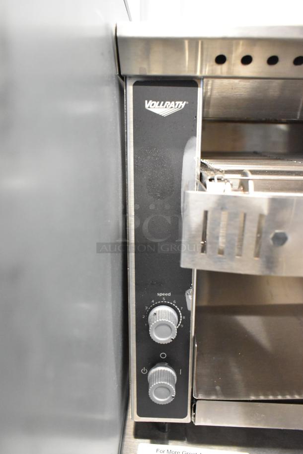 BRAND NEW Vollrath JT1 Conveyor Toaster, 1 1/2" opening, 120V, 1 Phase. Scratch and dent condition, adjustable speed controls.