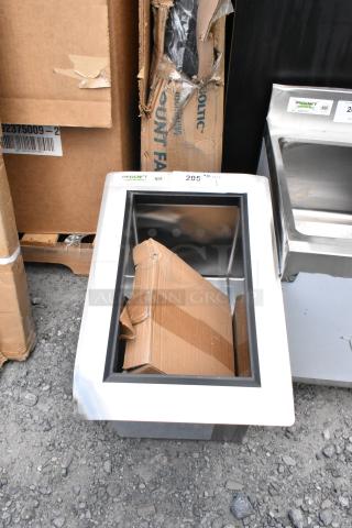 BRAND NEW SCRATCH AND DENT! Regency 600DIIB1812 Stainless Steel Commercial Drop In Ice Bin w/ Cold Plate. - Item #1205496