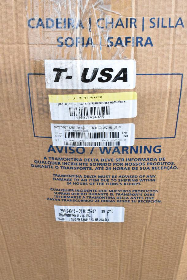 Cardboard box labeled "Tramontina Chair"; contains Sofía resin chair, inspected for damage within 24 hours of receipt.