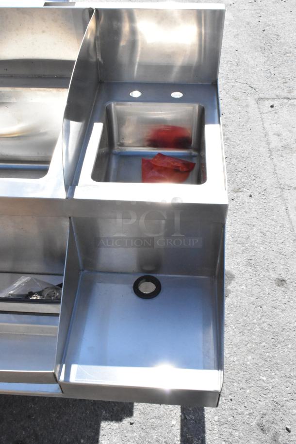 Brand new Regency 600CSL2960S 60" stainless steel cocktail station with liquor display rack, scratch and dent condition.